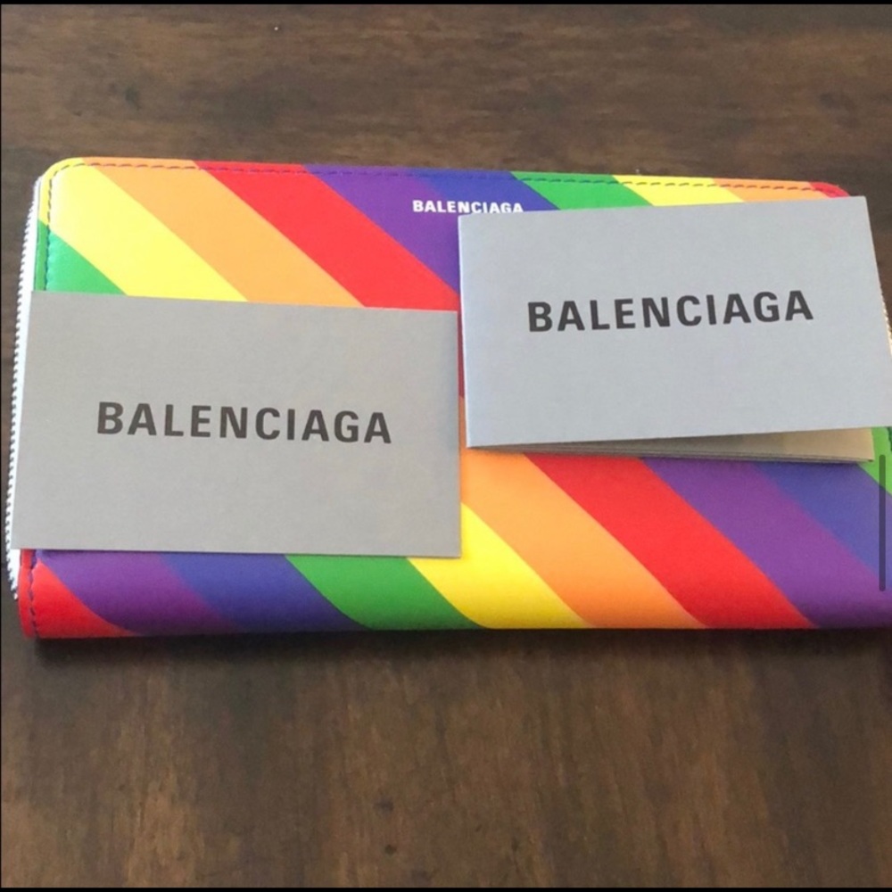 ‼️TAKING OFFERS‼️BALENCIAGA WALLET